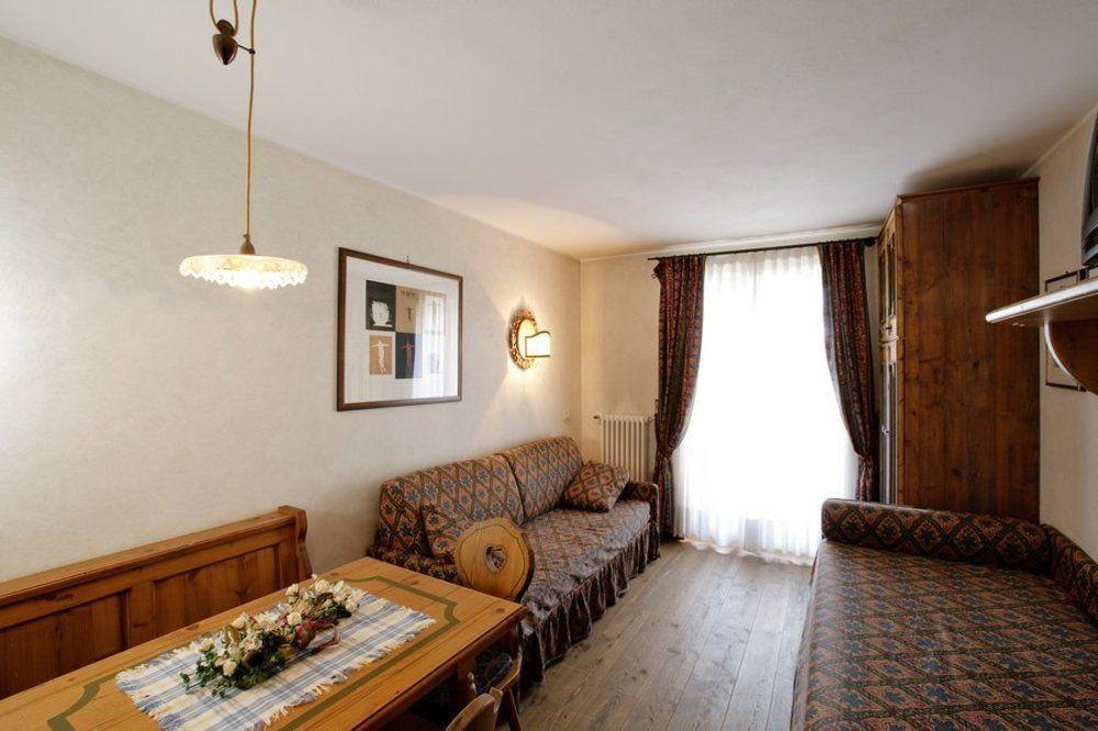 Perla Hotel 3*