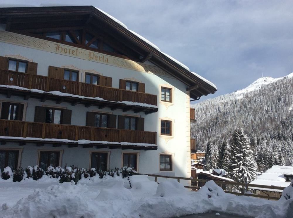 Hotel Perla 3*